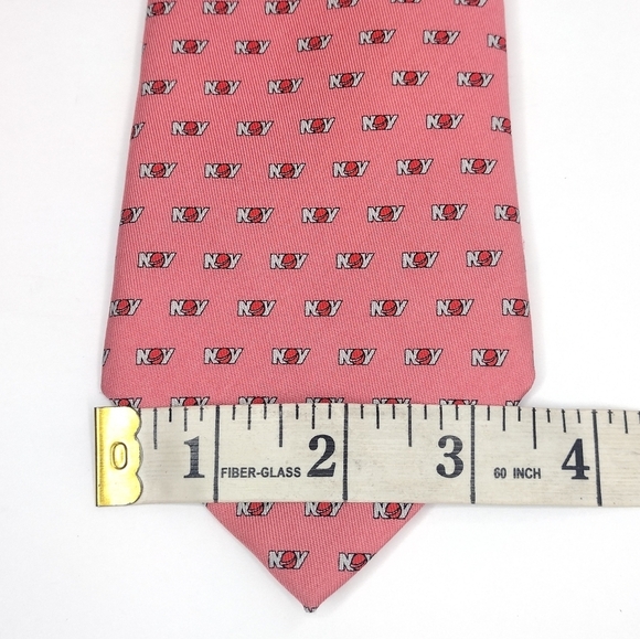 NWT Vineyard Vines Martha's Vineyard Silk Tie - Picture 10 of 11